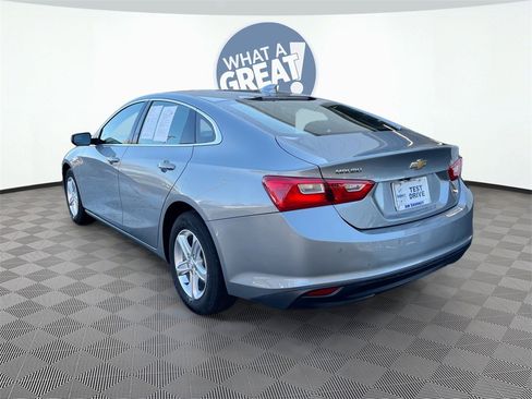 Used 2024 Chevrolet Malibu LT image 4