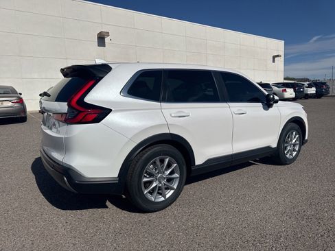 Used 2024 Honda CR-V LX image 3