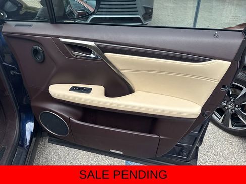 Used 2018 Lexus RX 350L Luxury w/ Accessory Package FWD image 13