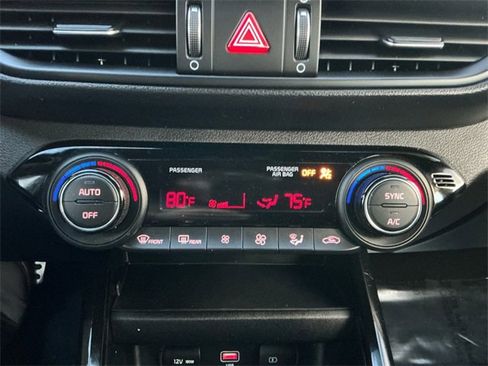 Used 2023 Kia Forte GT-Line image 24