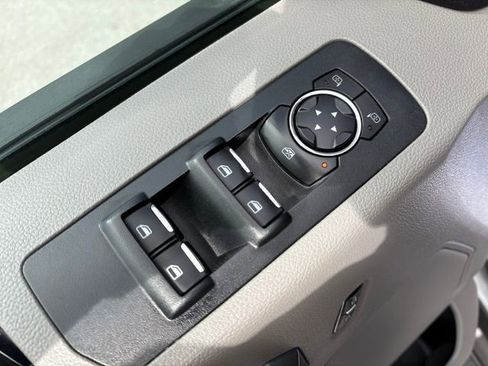 Used 2015 Ford F150 XLT w/ Equipment Group 302A Luxury image 11