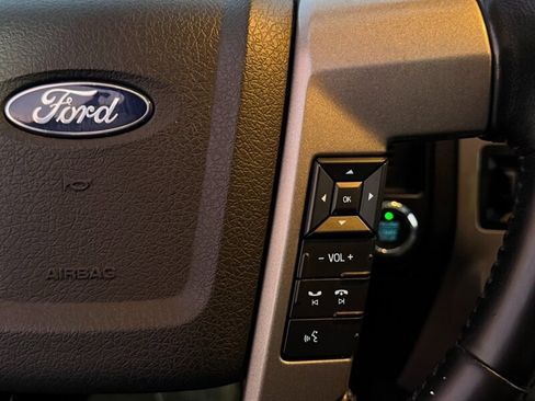 Used 2017 Ford Expedition EL Limited w/ Equipment Group 301A RWD image 27