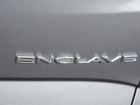 Certified 2018 Buick Enclave Essence w/ Trailering Package FWD image 17