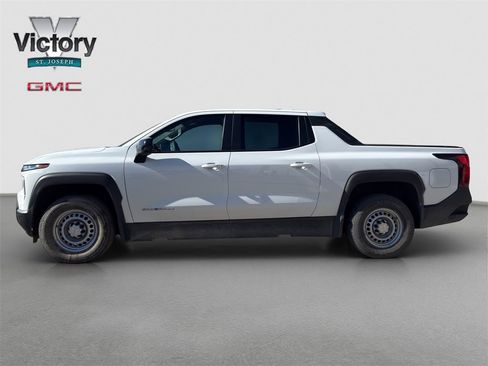 Used 2024 Chevrolet Silverado EV W/T image 4