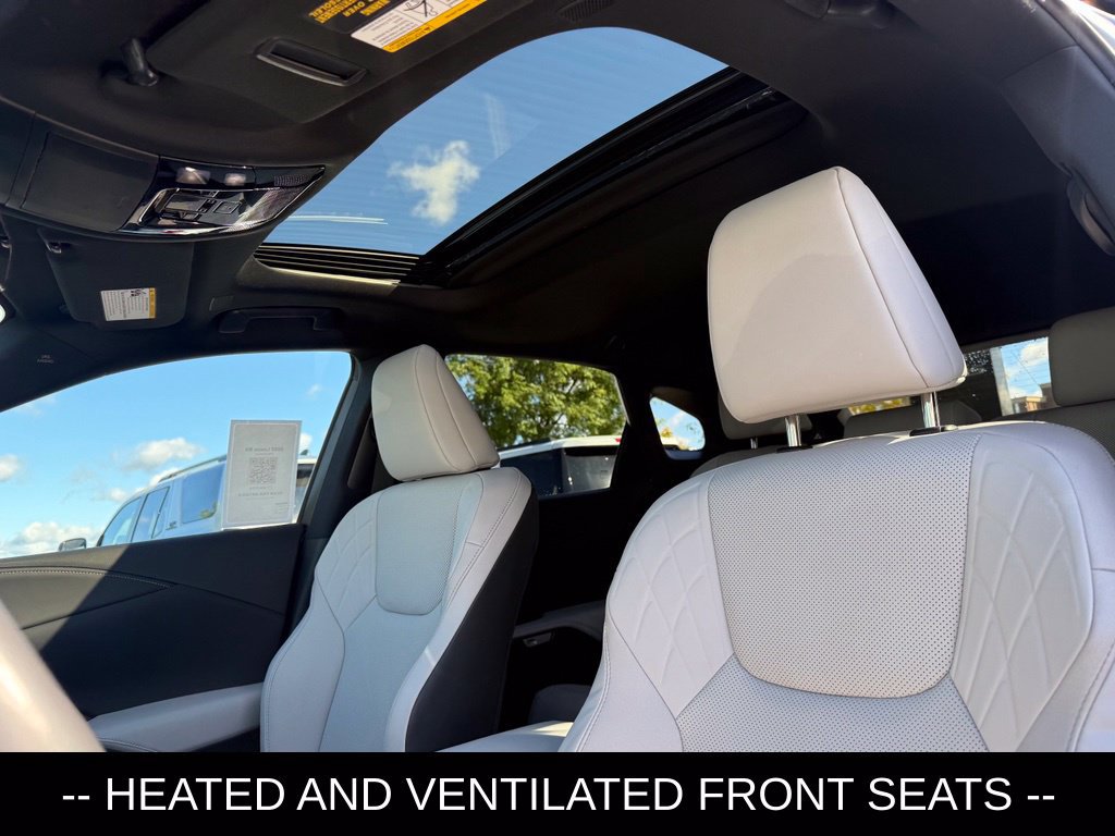 Used 2025 Lexus RX 350h AWD/4WD image 10