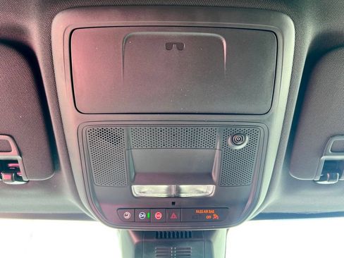 New 2027 GMC Terrain AT4 w/ Convenience Package III AWD/4WD image 21