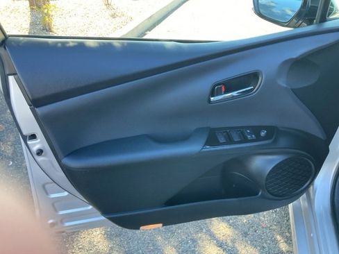 Used 2019 Toyota Prius Prime image 13