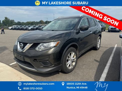 Used 2016 Nissan Rogue SV w/ SV Moonroof Package AWD/4WD image 3