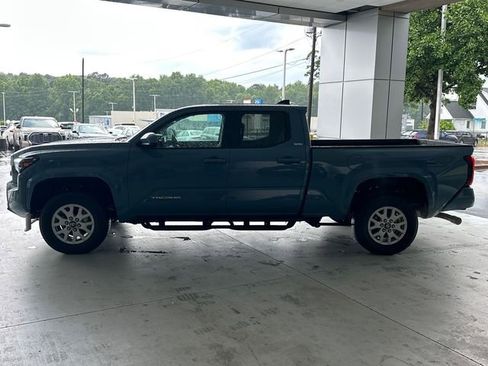 Used 2026 Toyota Tacoma SR5 AWD/4WD image 6
