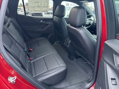 New 2026 Chevrolet Equinox LT w/ Convenience Package II image 32