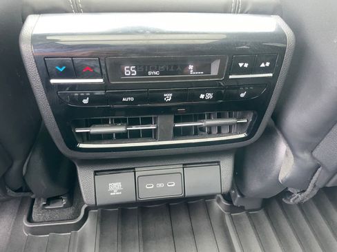 Certified 2025 Acura MDX SH-AWD w/ Advance Package image 23