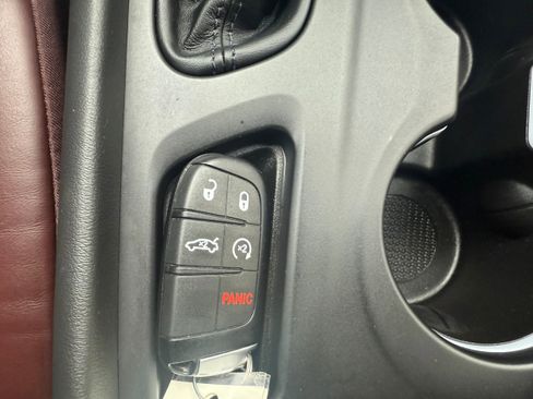 Used 2023 Dodge Durango Citadel image 24