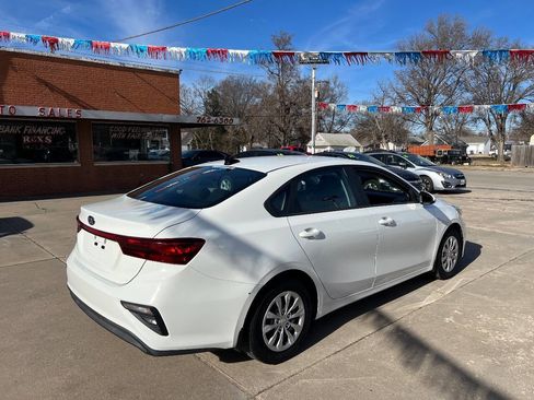 Used 2020 Kia Forte Sedan image 5