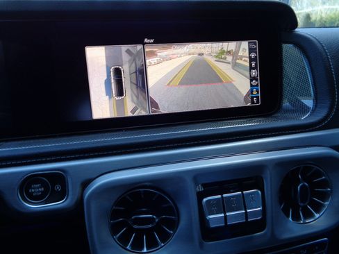 Used 2022 Mercedes-Benz G 63 AMG 4MATIC image 13