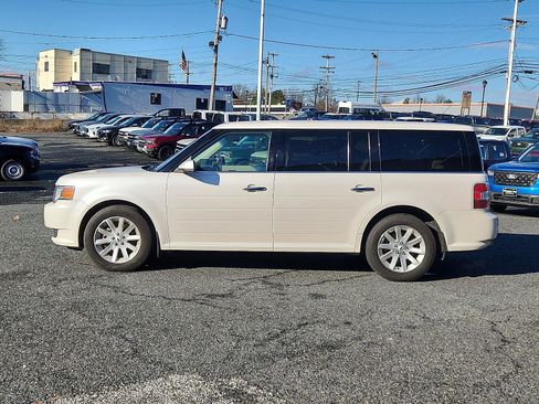 Used 2011 Ford Flex SEL w/ Rapid Spec Order Code image 7