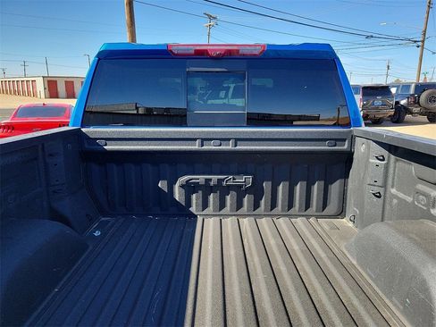 Used 2024 GMC Sierra 1500 AT4 w/ Technology Package image 15