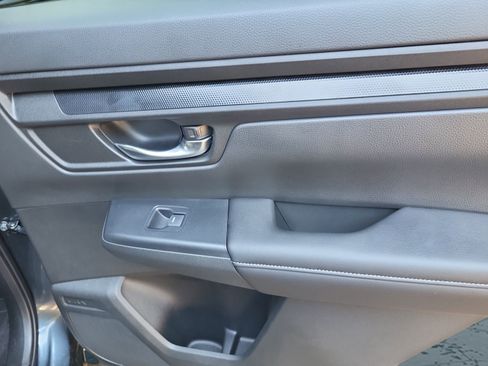 Certified 2025 Honda CR-V EX image 17
