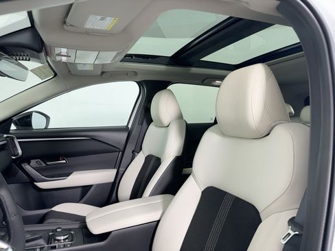 Used 2026 MAZDA CX-50 AWD 2.5 S w/ Weather Package image 15