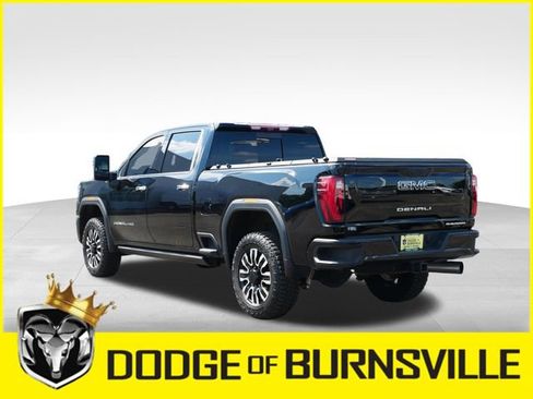 Used 2025 GMC Sierra 3500 Denali Ultimate w/ Snow Plow Prep/Camper Package AWD/4WD image 7