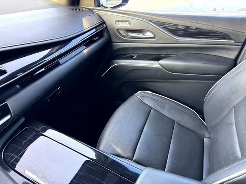 Used 2023 Cadillac Escalade Sport image 38