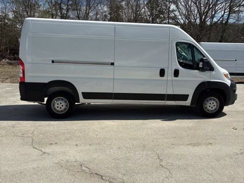 Used 2023 RAM ProMaster 2500 FWD image 4