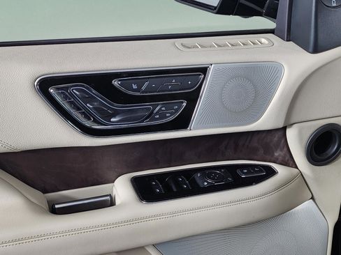 Used 2021 Lincoln Navigator L Reserve image 12
