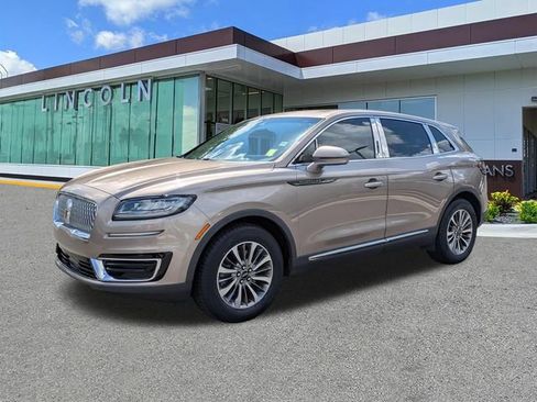 Used 2020 Lincoln Nautilus FWD w/ Equipment Group 101A image 8