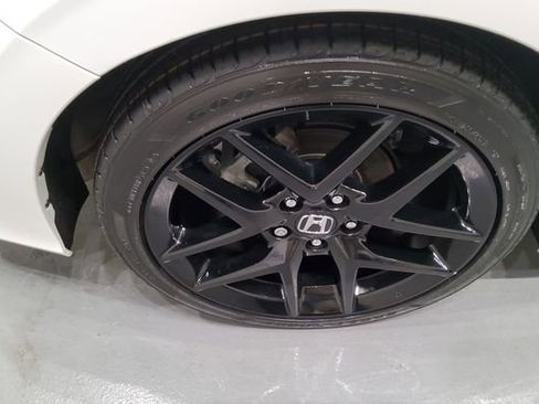 Used 2024 Honda Civic Sport image 31