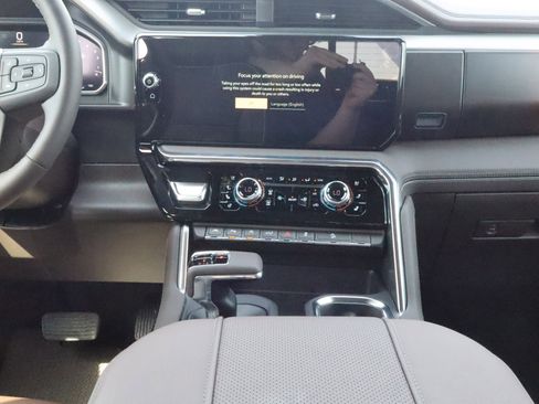 New 2026 GMC Sierra 1500 Denali AWD/4WD image 13