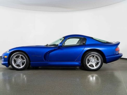 Used 1996 Dodge Viper GTS image 5