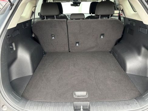 Used 2025 Kia Sportage LX FWD image 30
