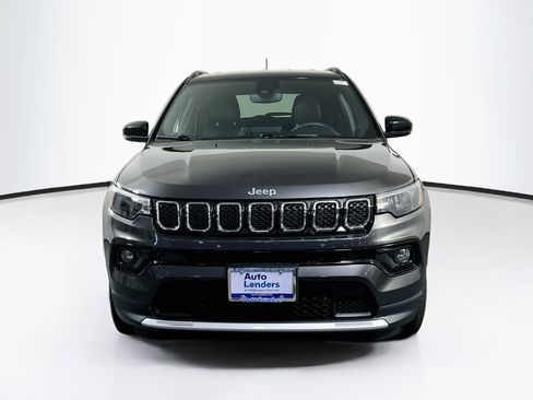 Used 2023 Jeep Compass Limited AWD/4WD image 2