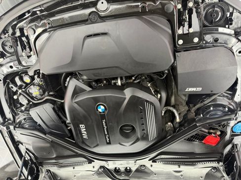 Used 2017 BMW 330i xDrive Sedan AWD/4WD image 16