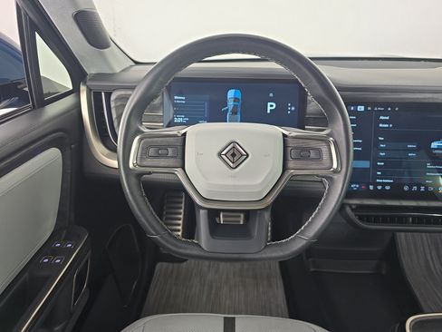 Used 2022 Rivian R1T Adventure AWD/4WD image 26