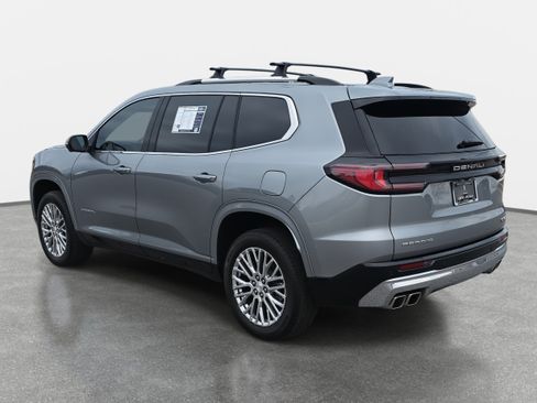 Used 2024 GMC Acadia Denali image 7