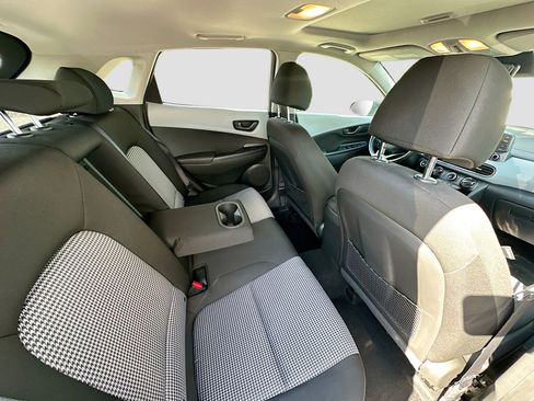 Used 2021 Hyundai Kona SEL Plus image 30