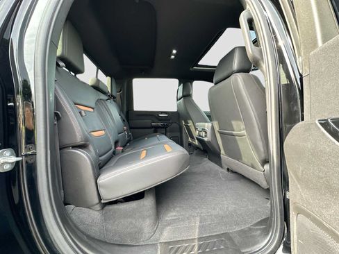 Used 2020 GMC Sierra 2500 AT4 w/ AT4 Premium Package AWD/4WD image 29