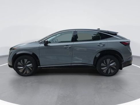 Used 2023 Nissan Ariya FWD image 7