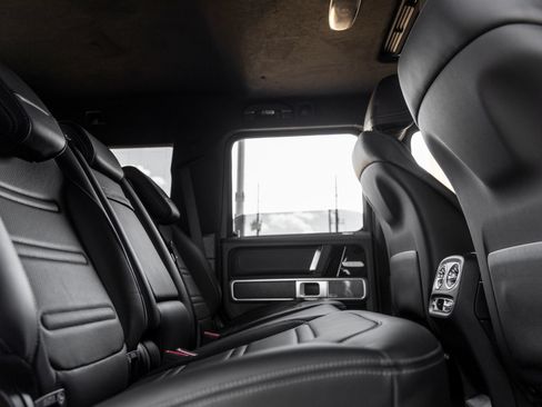 Used 2025 Mercedes-Benz G 550 image 44