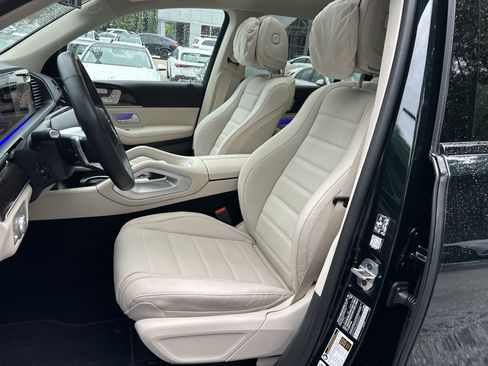 Certified 2025 Mercedes-Benz GLS 580 4MATIC image 22