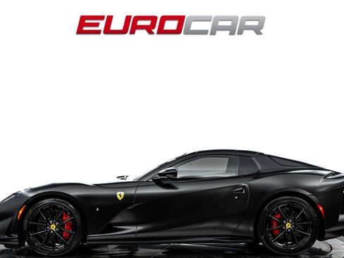 Used 2022 Ferrari 812 GTS RWD image 3