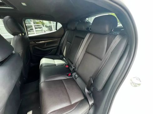 Used 2019 MAZDA MAZDA3 Hatchback w/ Premium Package FWD image 16