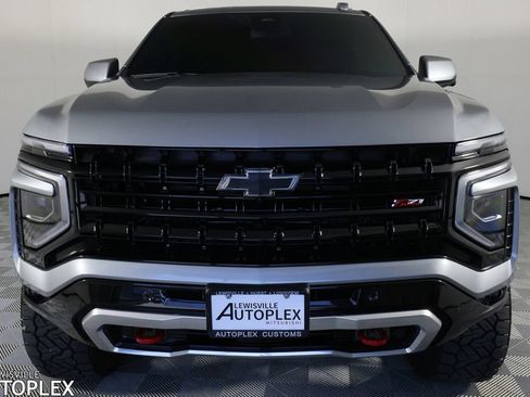 Used 2026 Chevrolet Tahoe Z71 w/ Comfort Package AWD/4WD image 2