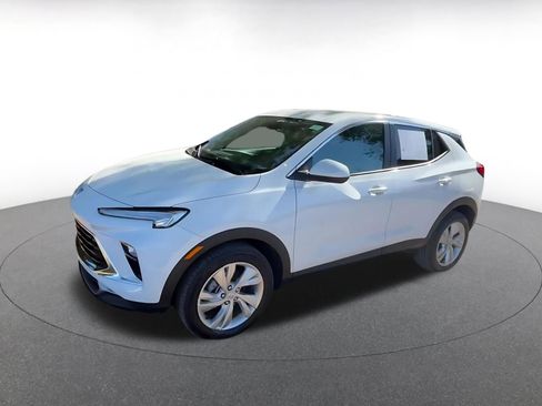 Used 2025 Buick Encore GX Preferred FWD image 8