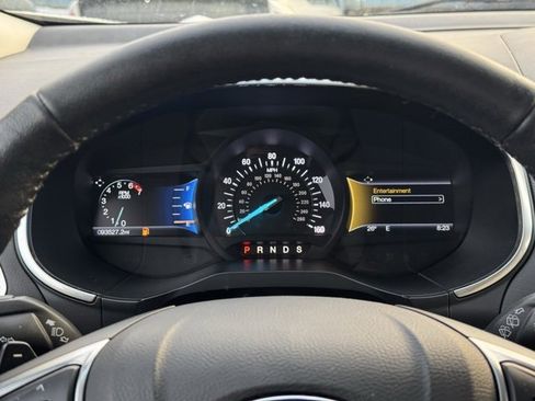 Used 2016 Ford Edge Titanium image 28