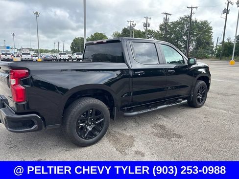 Used 2023 Chevrolet Silverado 1500 RST w/ Z71 Off-Road Package AWD/4WD image 8