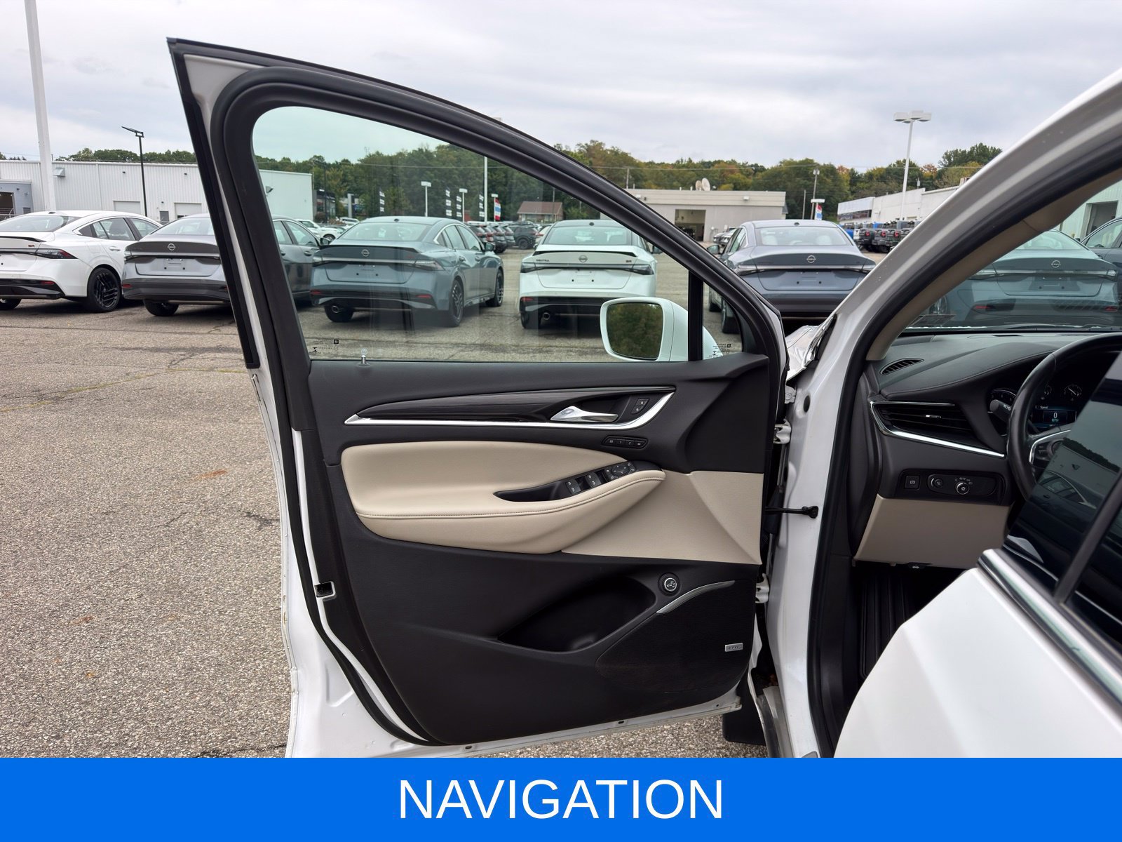 Used 2018 Buick Enclave Premium w/ Experience Buick Package AWD/4WD image 13