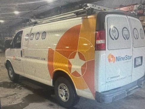 Used 2019 Chevrolet Express 2500 w/ Driver Convenience Package image 4