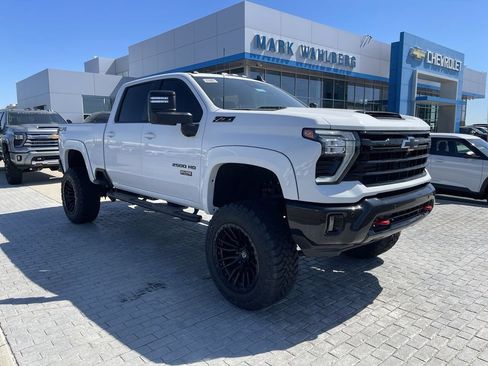 New 2025 Chevrolet Silverado 2500 LT w/ Trail Boss Package AWD/4WD image 2