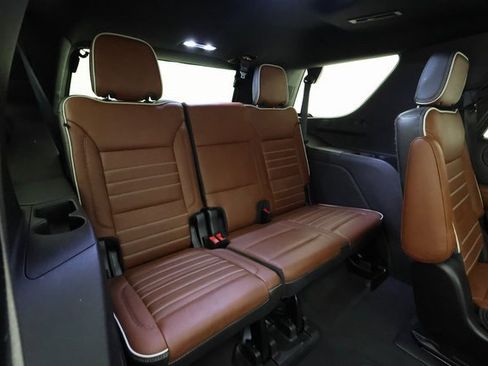 Certified 2023 GMC Yukon Denali Ultimate image 24